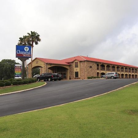 Chaparral Motel Hallettsville Екстер'єр фото