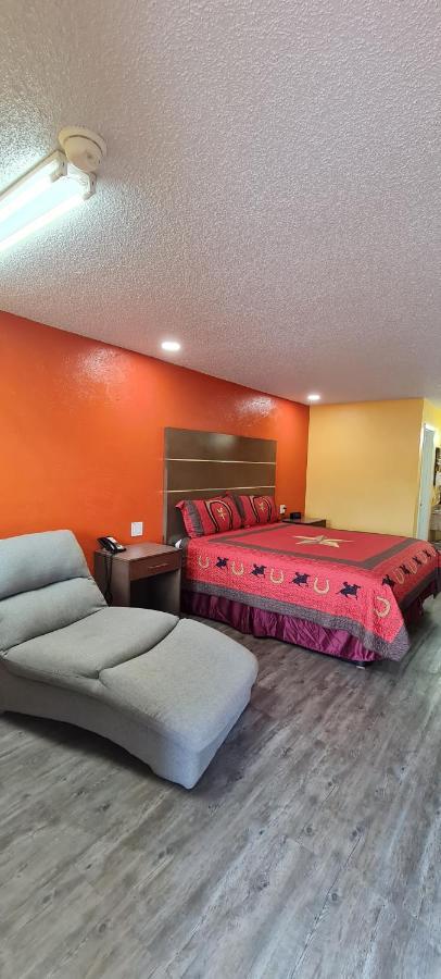 Chaparral Motel Hallettsville Екстер'єр фото