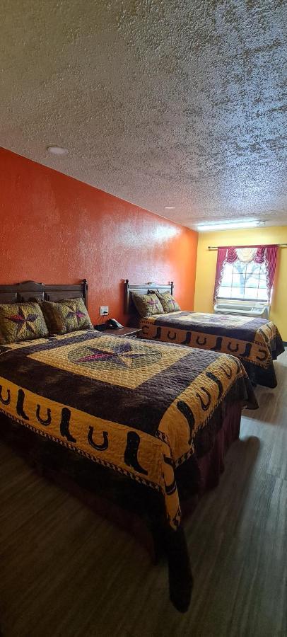 Chaparral Motel Hallettsville Екстер'єр фото