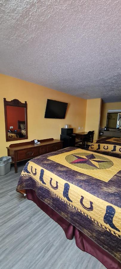 Chaparral Motel Hallettsville Екстер'єр фото