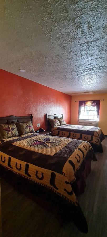 Chaparral Motel Hallettsville Екстер'єр фото