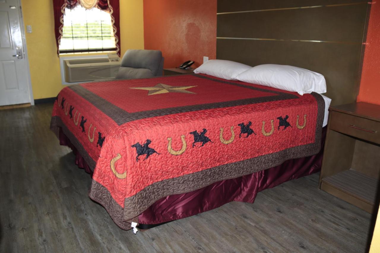 Chaparral Motel Hallettsville Екстер'єр фото
